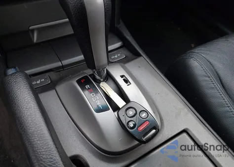 2011 Honda Accord 2.4 Ex-L из США, поврежденный, VIN 1HGCS1B89BA007303